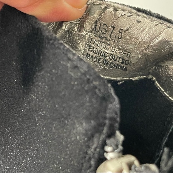 Very Volatile Black Velvet Ankle Boots Booties Sz 7.5 - Picture 10 of 11